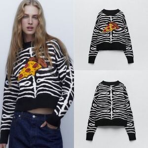 Zara Pizza Jacquard Knit Sweater Size Medium